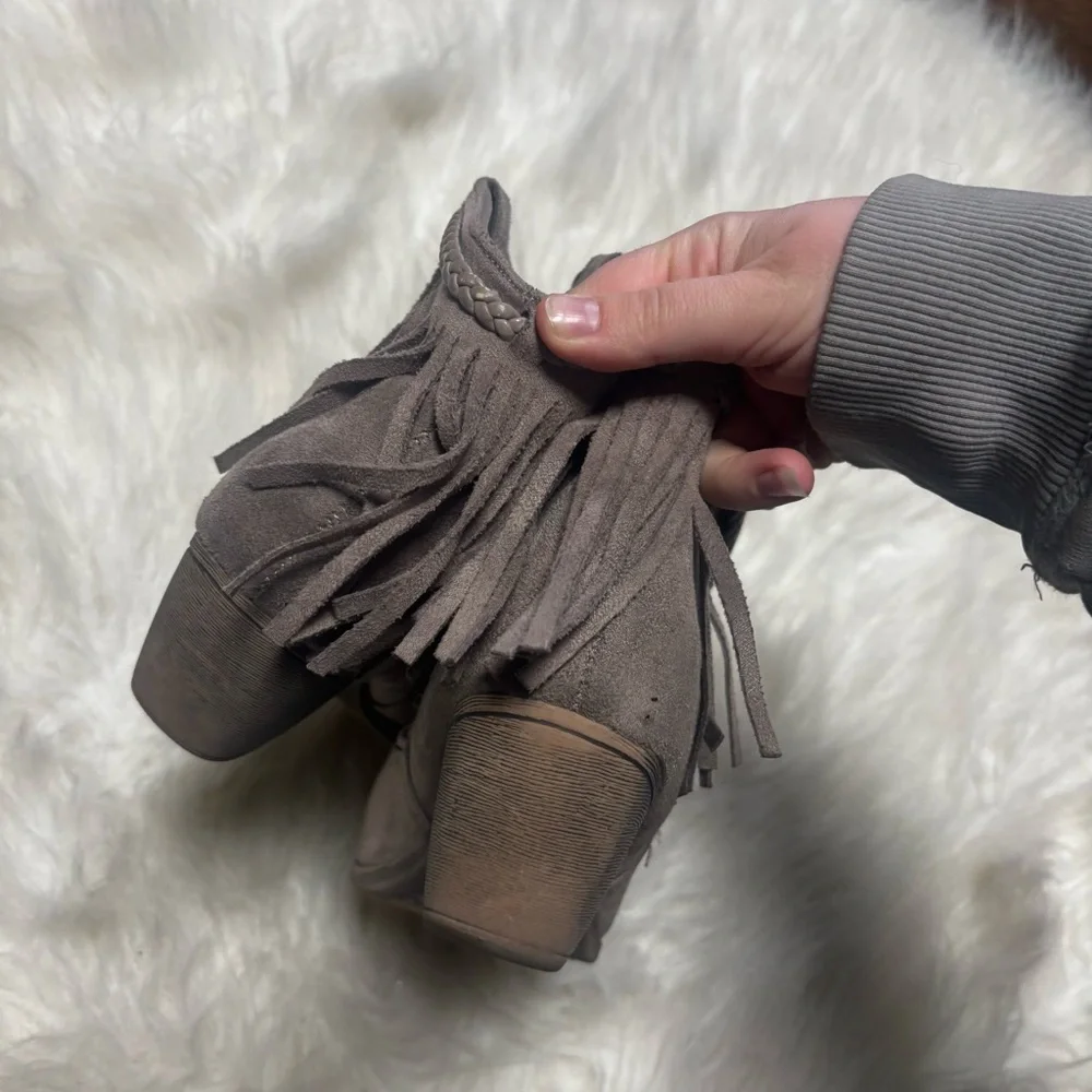 Rock and Candy Faux Leather Taupe Fringe Cowgirl Western Bootie size 4 Youth